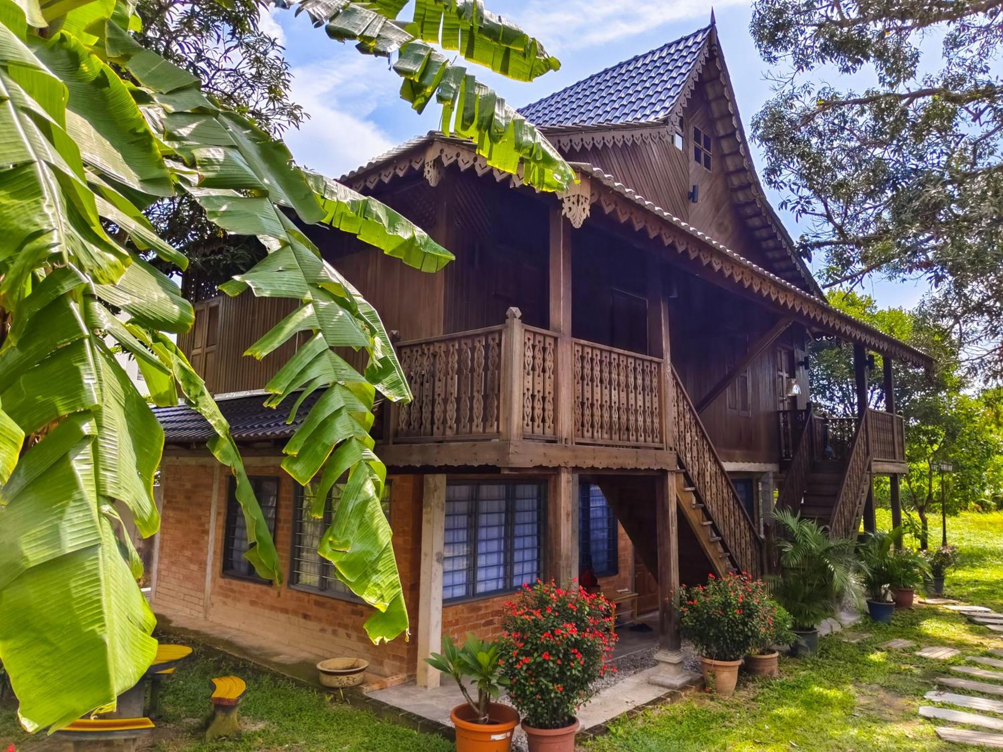 Sayang Di Kaki Bukit Homestay Near Icon City 大山脚 外观 照片